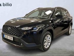 Svart Begagnad 2025 Toyota Corolla Cross SUV | 344 800 kr