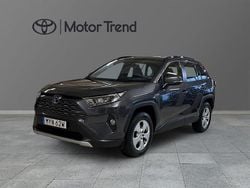 Grå Begagnad 2022 Toyota RAV4 Hybrid Active SUV | 349 000 kr (Bra pris)