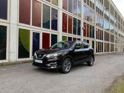 Svart Begagnad 2018 Nissan Qashqai 360º SUV | 184 900 kr (Marknadspris)