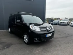 Svart (svart metallic) Begagnad 2022 Renault Kangoo Minibuss | 139 900 kr (Bra pris)