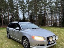 Begagnad 2009 Volvo V70 Kombi | 45 000 kr (Marknadspris)