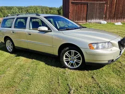 Brun Begagnad 2007 Volvo V70 Kinetic Kombi | 39 000 kr (Marknadspris)