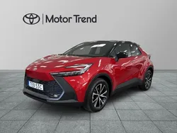 Röd Begagnad 2025 Toyota C-HR Style SUV | 439 900 kr (Marknadspris)