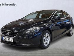 Svart Begagnad 2014 Volvo V40 Momentum Halvkombi | 69 900 kr (Superpris)