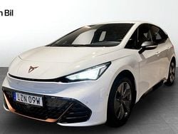 Vit (glacial white metallic) Begagnad 2022 Cupra Born Halvkombi | 249 900 kr (Marknadspris)