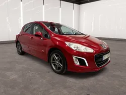 Röd Begagnad 2012 Peugeot 308 Halvkombi | 54 900 kr (Marknadspris)
