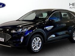 Svart (black) Begagnad 2022 Ford Kuga Titanium SUV | 244 900 kr (Marknadspris)