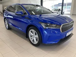 Blå (energy blue) Begagnad 2022 Skoda Enyaq iV SUV | 369 900 kr (Superpris)