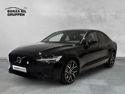 Svart Begagnad 2022 Volvo S60 Sedan | 429 000 kr (Marknadspris)