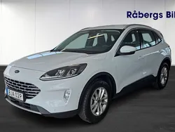 Vit Begagnad 2022 Ford Kuga Titanium SUV | 249 800 kr (Lite dyr)