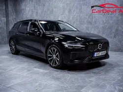 Svart Begagnad 2022 Volvo V60 Plus Kombi | 364 800 kr (Dyr)