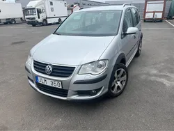 Silver Begagnad 2007 VW Touran Cross Minibuss | 35 000 kr (Marknadspris)
