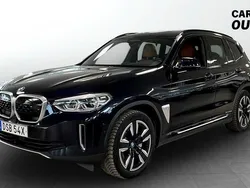 Svart Begagnad 2021 BMW iX3 SUV | 369 900 kr (Marknadspris)