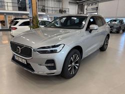 Silver Begagnad 2021 Volvo XC60 Momentum SUV | 379 000 kr (Marknadspris)