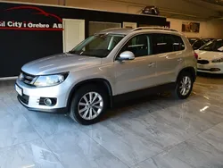 Grå Begagnad 2012 VW Tiguan Sportline SUV | 89 900 kr (Marknadspris)