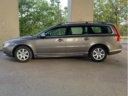 Grå Begagnad 2010 Volvo V70 Momentum Kombi | 50 000 kr (Bra pris)