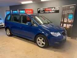 Blå Begagnad 2008 VW Touran Trendline Minibuss | 59 900 kr (Dyr)