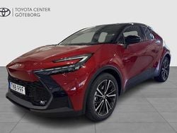 Röd Begagnad 2024 Toyota C-HR Executive SUV | 449 900 kr (Marknadspris)