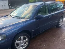 Blå Begagnad 2003 Volvo V70 Business Edition Kombi | 30 000 kr (Marknadspris)