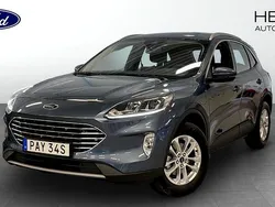 Silver Begagnad 2022 Ford Kuga Titanium SUV | 269 900 kr (Marknadspris)
