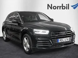 Månskensblå metallic Begagnad 2020 Audi Q5 Competition SUV | 359 000 kr (Marknadspris)