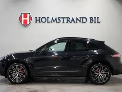 Svart Begagnad 2023 Porsche Macan S Chrono SUV | 899 900 kr (Dyr)