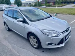 Grå Begagnad 2014 Ford Focus Trend Kombi | 42 000 kr (Bra pris)