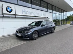 Grå Begagnad 2019 BMW 330 M Sport Kombi | 339 000 kr (Marknadspris)