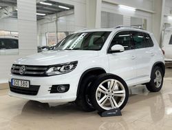 Vit Begagnad 2015 VW Tiguan Sportline SUV | 99 900 kr (Marknadspris)