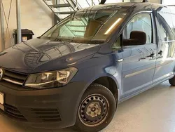 Blå Begagnad 2019 VW Caddy Maxi Minibuss | 189 900 kr