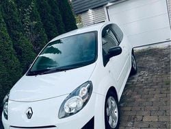 Vit Begagnad 2012 Renault Twingo Night&Day Halvkombi | 26 900 kr (Marknadspris)