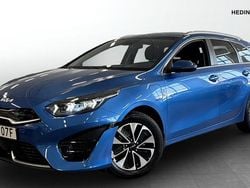 Blå (blue) Begagnad 2022 Kia Ceed Advance Kombi | 239 900 kr (Marknadspris)