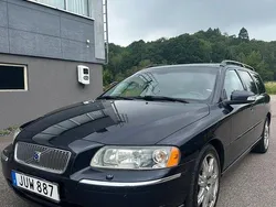 Mörkblå Begagnad 2006 Volvo V70 Summum Kombi | 39 000 kr (Marknadspris)