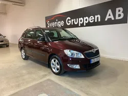 Mörkröd (röd) Begagnad 2011 Skoda Fabia Kombi | 29 900 kr (Marknadspris)