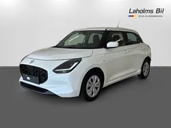 Pure white pearl Ny 2025 Suzuki Swift Comfort Halvkombi | 226 800 kr (Marknadspris)