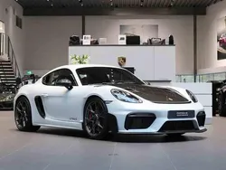 Vit Begagnad 2022 Porsche 718 Cayman GT4 Sportkupé | 1 695 000 kr (Lite dyr)