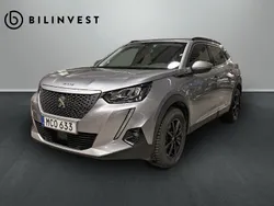 Grå Begagnad 2021 Peugeot e-2008 Allure SUV | 189 900 kr (Marknadspris)