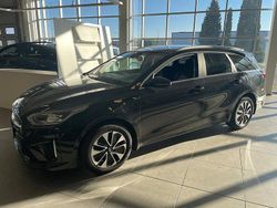 Svart Begagnad 2021 Kia Ceed Sportswagon Kombi | 219 000 kr (Marknadspris)