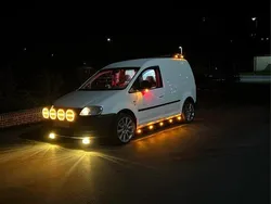 Vit Begagnad 2005 VW Caddy Minibuss | 30 000 kr (Marknadspris)