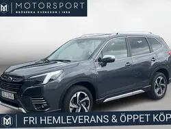 Grå (grå metallic) Begagnad 2024 Subaru Forester SUV | 389 900 kr (Bra pris)