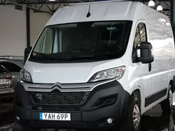 Vit Begagnad 2022 Citroën Jumper Minibuss | 254 500 kr (Marknadspris)