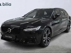 Svart Begagnad 2021 Volvo V90 R-Design Pro Kombi | 449 000 kr (Marknadspris)