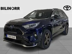 Blå Begagnad 2020 Toyota RAV4 Hybrid Premium SUV | 369 900 kr (Marknadspris)