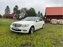 Vit Begagnad 2008 Mercedes C200 Avantgarde Sedan | 69 000 kr (Lite dyr)