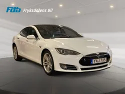 Vit Begagnad 2015 Tesla Model S Sedan | 199 000 kr (Lite dyr)