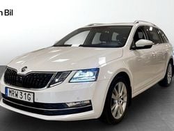 Vit Begagnad 2020 Skoda Octavia Style Kombi | 239 900 kr (Marknadspris)