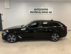 Svart Begagnad 2021 BMW 520 Kombi | 369 900 kr