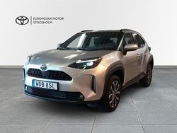 Silver Begagnad 2025 Toyota Yaris Hybrid Active SUV | 329 900 kr (Lite dyr)