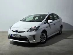 Vit Begagnad 2015 Toyota Prius Plug-in Hybrid Halvkombi | 159 600 kr (Marknadspris)