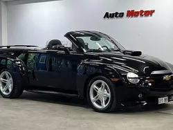 Svart Begagnad 2005 Chevrolet SSR LS Cab | 379 900 kr